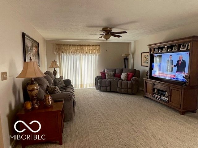 89 Rambling Road, Greenfield, IN 46140