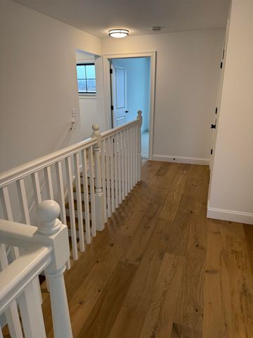 31 Russet Road, South Burlington, VT 05403