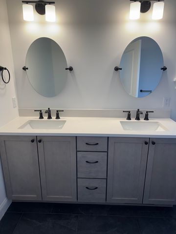 31 Russet Road, South Burlington, VT 05403