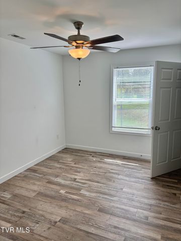 1412 Indian Ridge Road, Johnson City, TN 37604