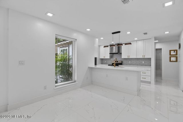 2834 MANDARIN MEADOWS Drive N, Jacksonville, FL 32223