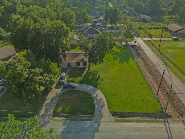 6416 and 00 De Priest Street, Houston, TX 77091