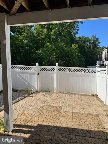 708 BUNKER LN, Fredericksburg, VA 22405
