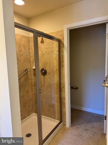 708 BUNKER LN, Fredericksburg, VA 22405