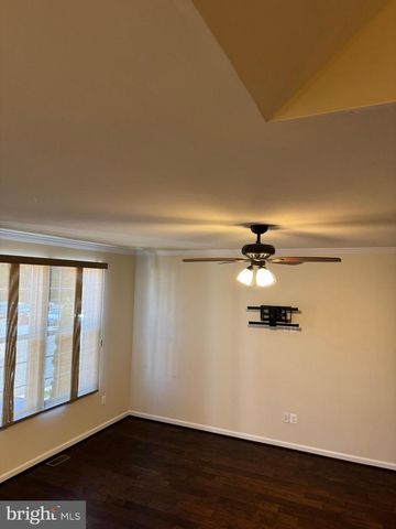 708 BUNKER LN, Fredericksburg, VA 22405