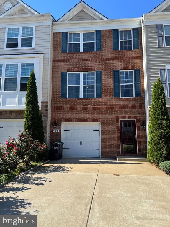 708 BUNKER LN, Fredericksburg, VA 22405