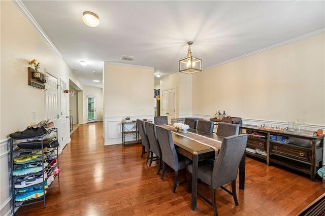 6216 Oakdale Ridge Court SE, Mableton, GA 30126
