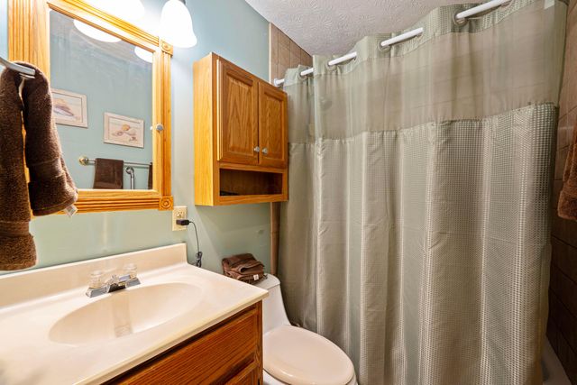 1328 Hilton Drive, Reynoldsburg, OH 43068