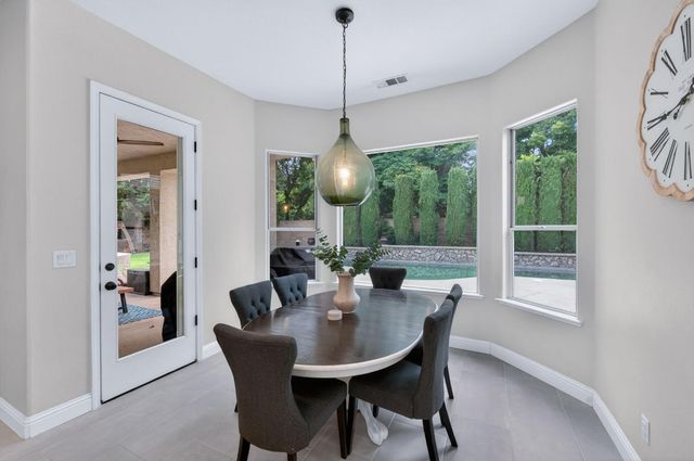 1026 N Cherry Lane, Clovis, CA 93611