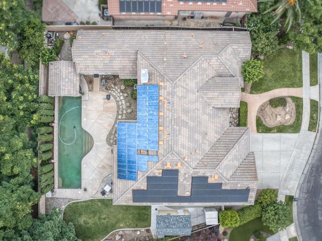 1026 N Cherry Lane, Clovis, CA 93611