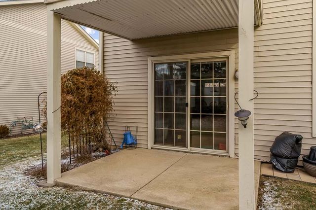 5683 Oak Village Drive 5683, Roscoe, IL 61073