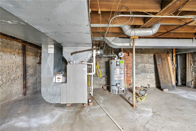 520 Broadway, Pitcairn, PA 15140