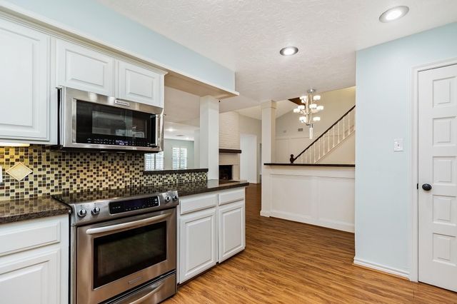 5511 Greentree Drive Drive, Sugar Land, TX 77479