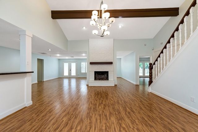 5511 Greentree Drive Drive, Sugar Land, TX 77479