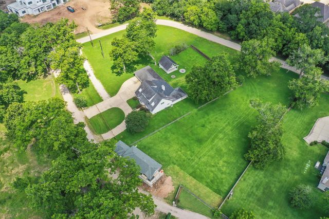 5511 Greentree Drive Drive, Sugar Land, TX 77479