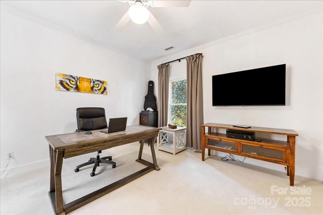 7625 Seton House Lane, Charlotte, NC 28277