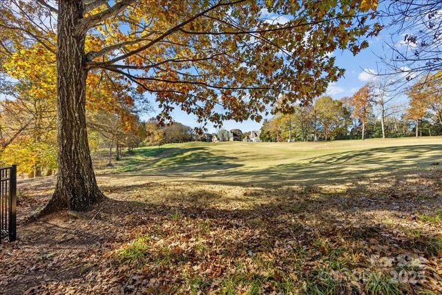 7625 Seton House Lane, Charlotte, NC 28277