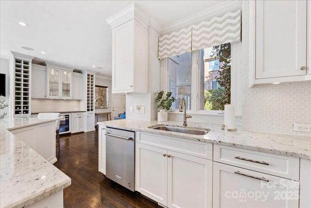 7625 Seton House Lane, Charlotte, NC 28277