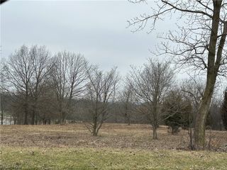 Fortuna Drive, Green, OH 44685