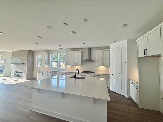 410 Downs Lane, Mount Juliet, TN 37122