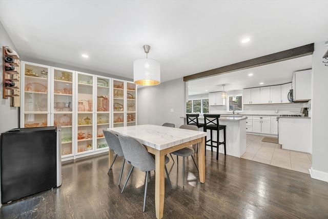 92 Norlen Park, Bridgewater, MA 02324