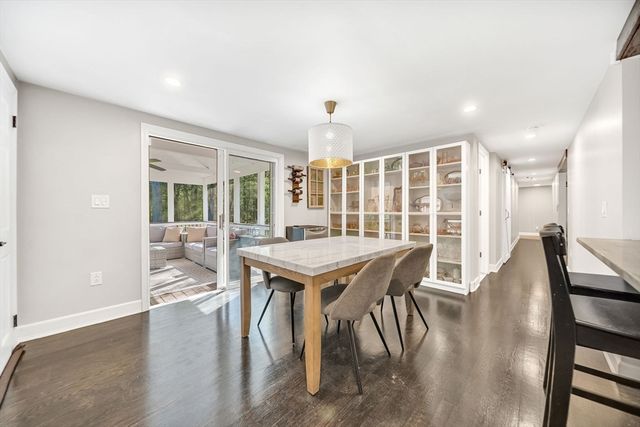 92 Norlen Park, Bridgewater, MA 02324