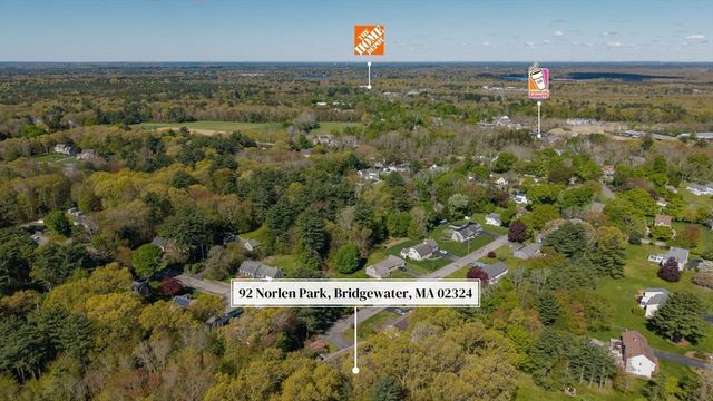 92 Norlen Park, Bridgewater, MA 02324