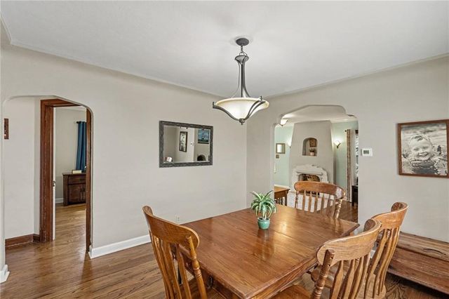 7559 Grand Avenue, Kansas City, MO 64114