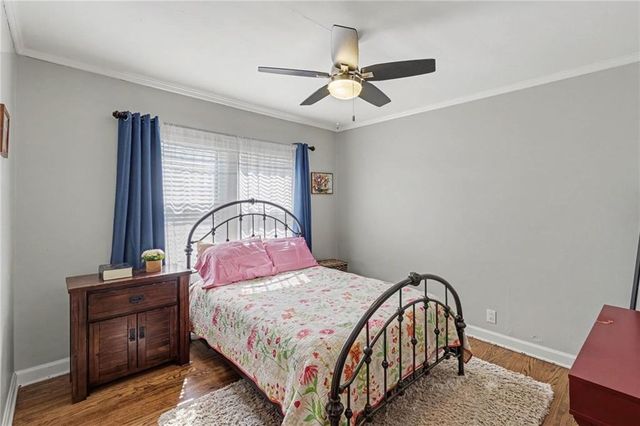 7559 Grand Avenue, Kansas City, MO 64114