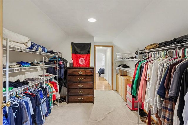 7559 Grand Avenue, Kansas City, MO 64114
