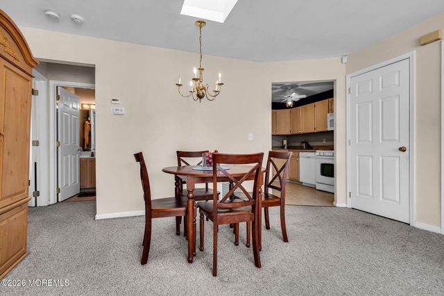 158 Harlequin Glade, Bayville, NJ 08721