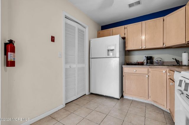 158 Harlequin Glade, Bayville, NJ 08721