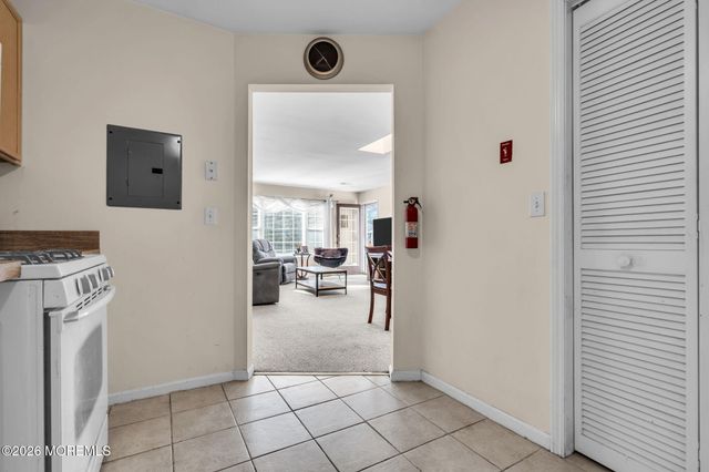 158 Harlequin Glade, Bayville, NJ 08721