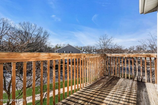 158 Harlequin Glade, Bayville, NJ 08721