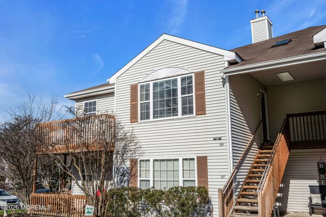 158 Harlequin Glade, Bayville, NJ 08721