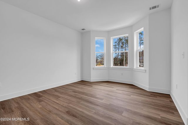 1 Southern Boulevard, Bayville, NJ 08721