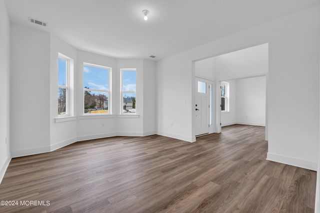 1 Southern Boulevard, Bayville, NJ 08721
