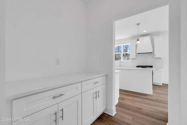 1 Southern Boulevard, Bayville, NJ 08721