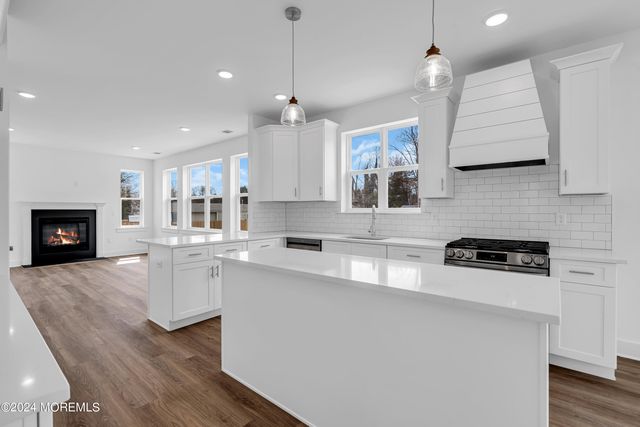1 Southern Boulevard, Bayville, NJ 08721