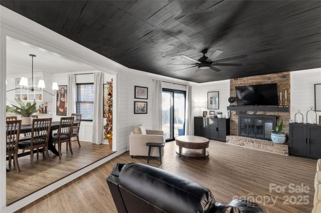 2570 Pineview Drive, Lancaster, SC 29720