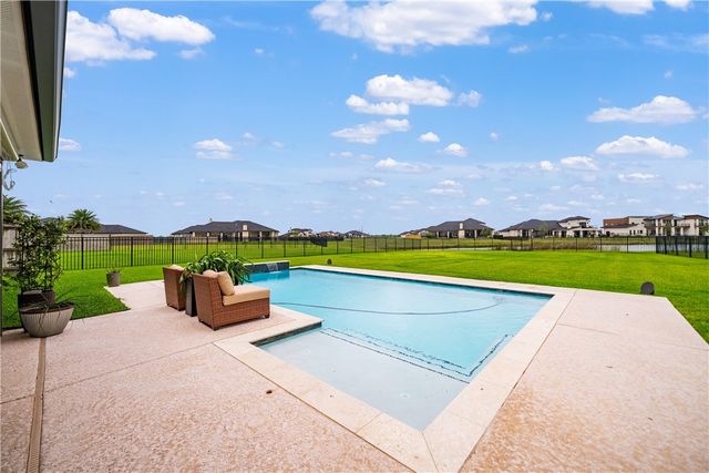 6001 S Oso Pkwy, Corpus Christi, TX 78414