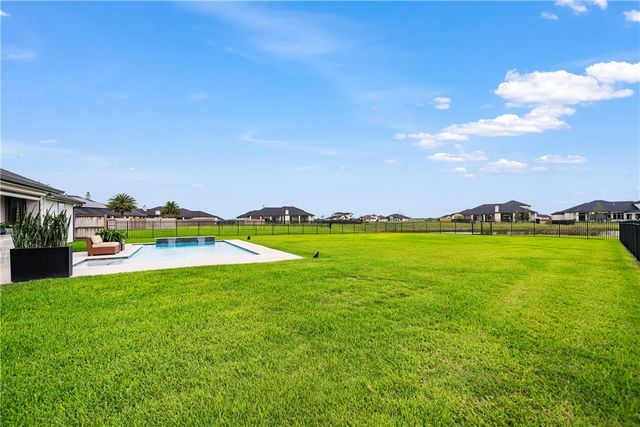 6001 S Oso Pkwy, Corpus Christi, TX 78414