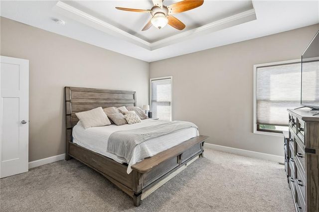 301 NW 179th Street, Smithville, MO 64089