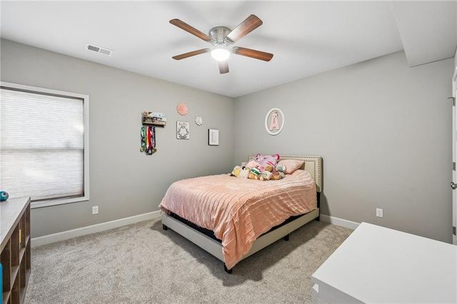 301 NW 179th Street, Smithville, MO 64089