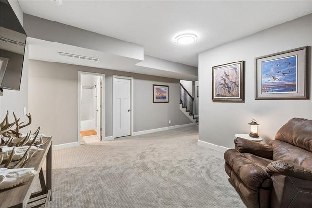 301 NW 179th Street, Smithville, MO 64089