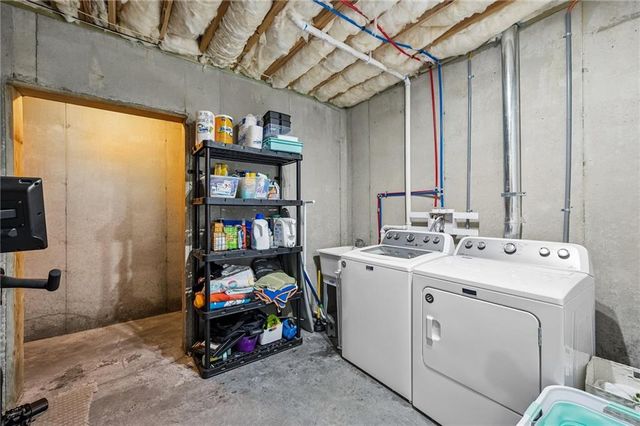 301 NW 179th Street, Smithville, MO 64089