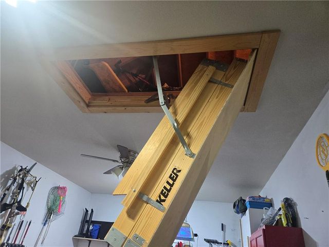 301 NW 179th Street, Smithville, MO 64089