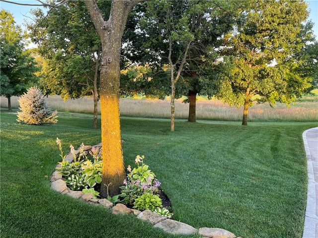 301 NW 179th Street, Smithville, MO 64089