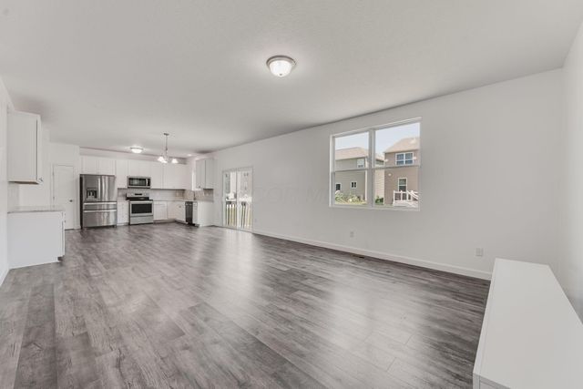 1198 Snipe View Loop E, Blacklick, OH 43004