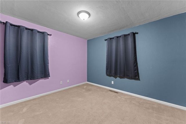 1132 Sippel DR, Chesapeake, VA 23320